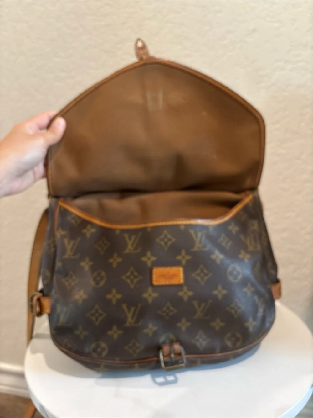 Louis Vuitton FH0950 Saumur 30 Brown Monogram Crossbody Bag - Picture 3 of 16